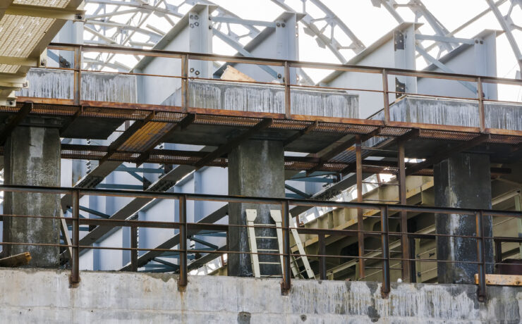 Inspection passage between the two bridge beams